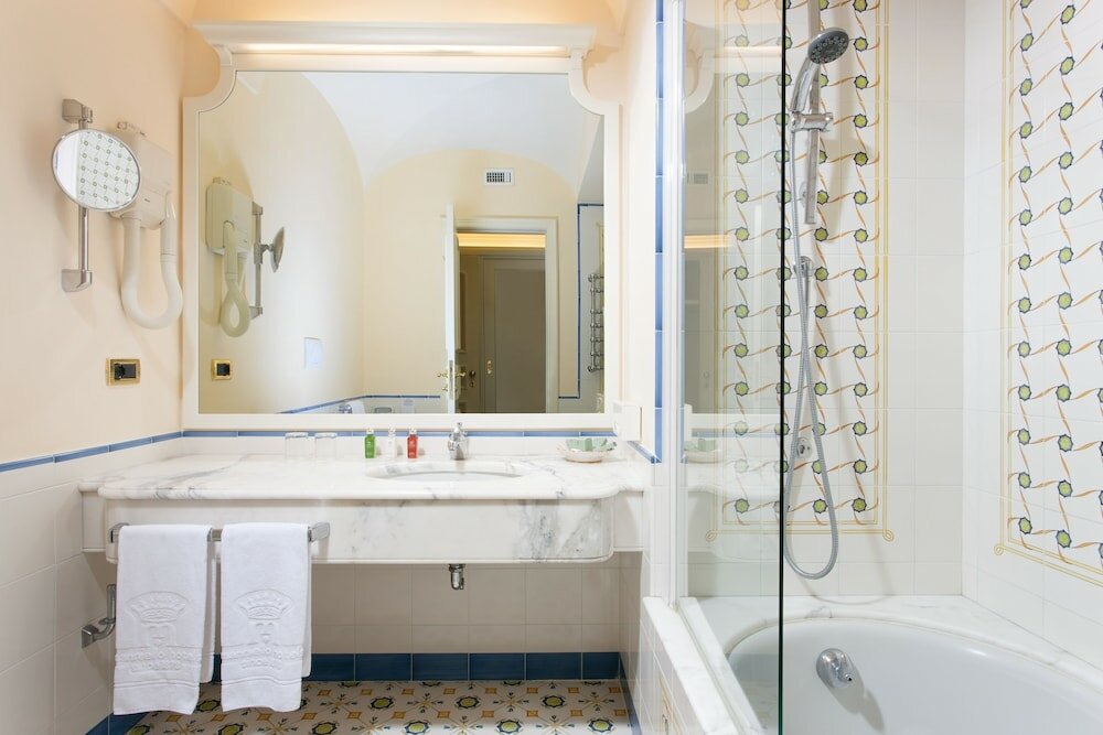 Фото Grand Hotel Capodimonte