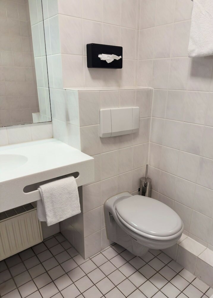 Фото Отель Coffee Fellows Frankfurt-Airport