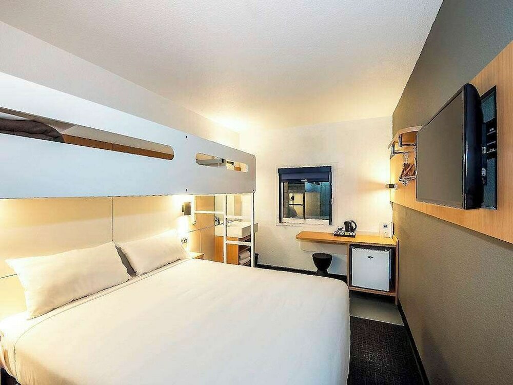 Фото Ibis budget Enfield