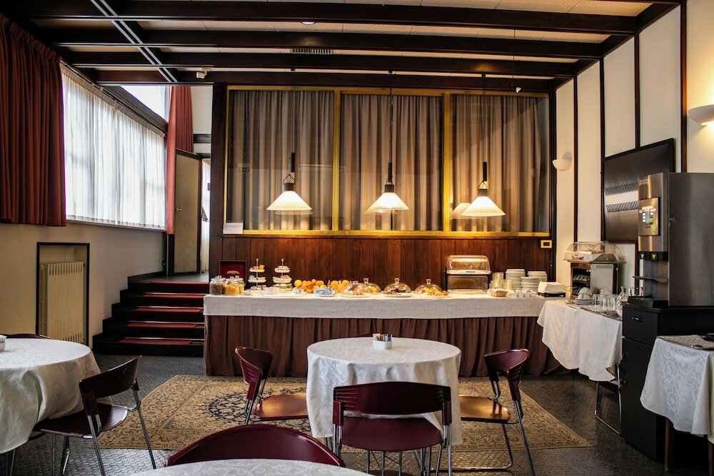 Фото Hotel Napoleon