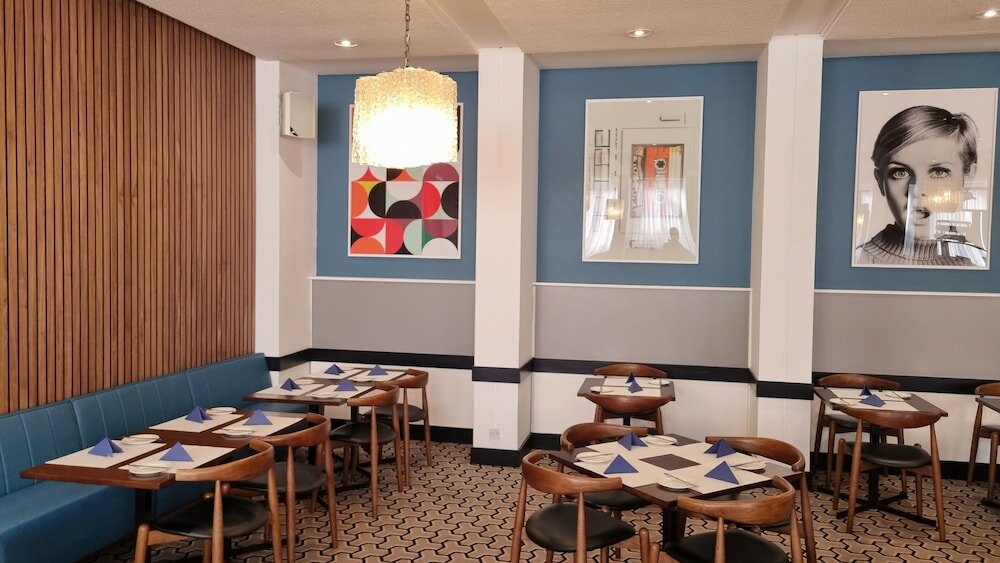 Фото Lancaster Hall Hotel London