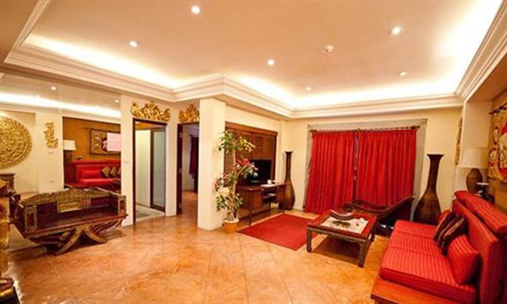 Фото Nirvana Boutique Suites 