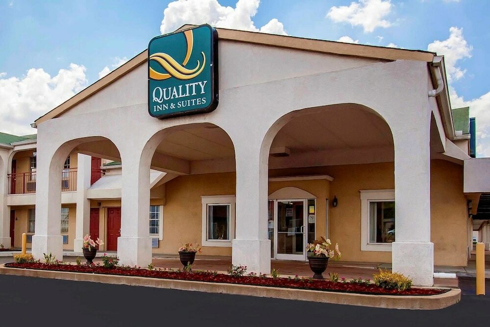 Фото Quality Inn & Suites Covington