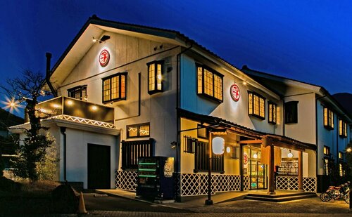 Гостиница Japanese Onsen Ryokan Yufuin Tabinokura в Префектуре Оита