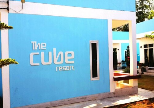 Гостиница The Cube Resort в Чантхабури