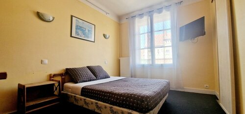 Гостиница Hotel De La Cloche в Витри-ле-Франсуа