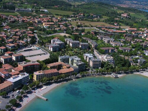 Гостиница Hotel Europa в Дезенцано-дель-Гарда