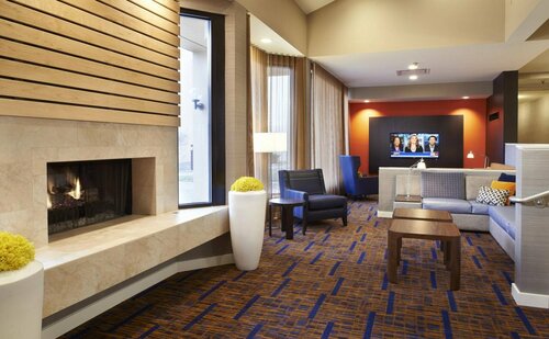 Гостиница Courtyard by Marriott Chicago Arlington Heights South в Элк-Гров-Виллидж