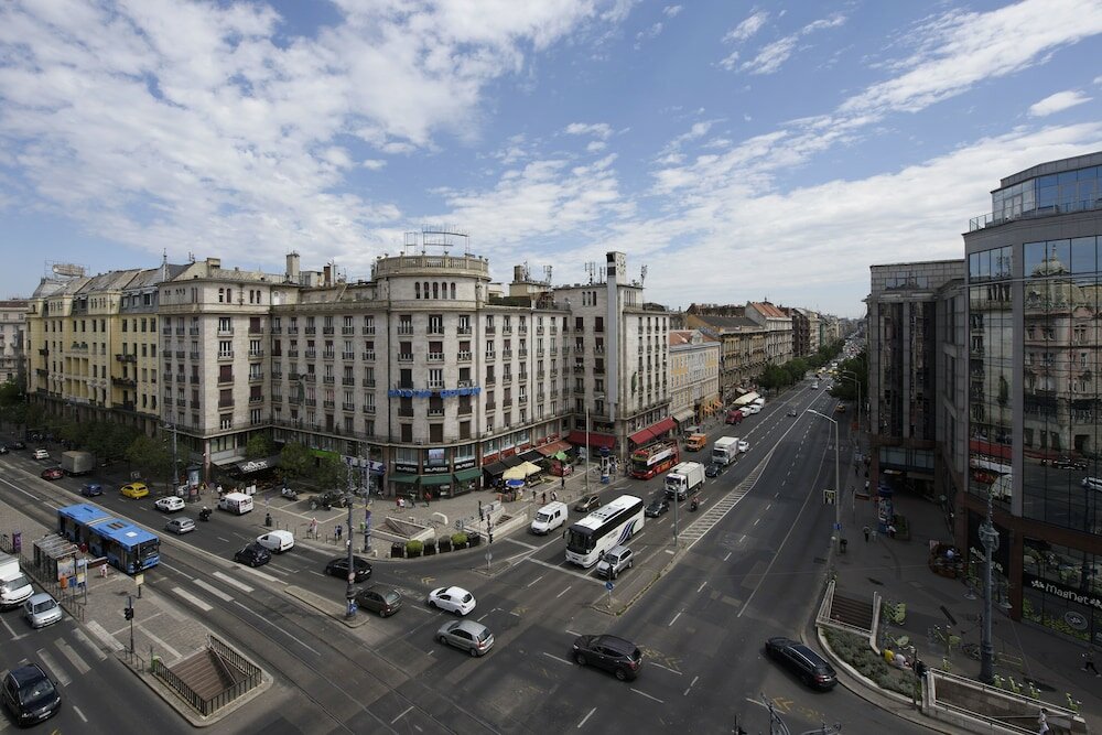Фото Danubius Hotel Astoria City Center