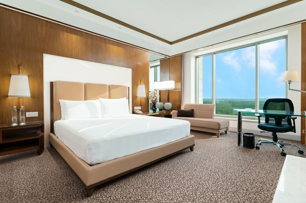 Фото Crowne Plaza New Delhi Okhla