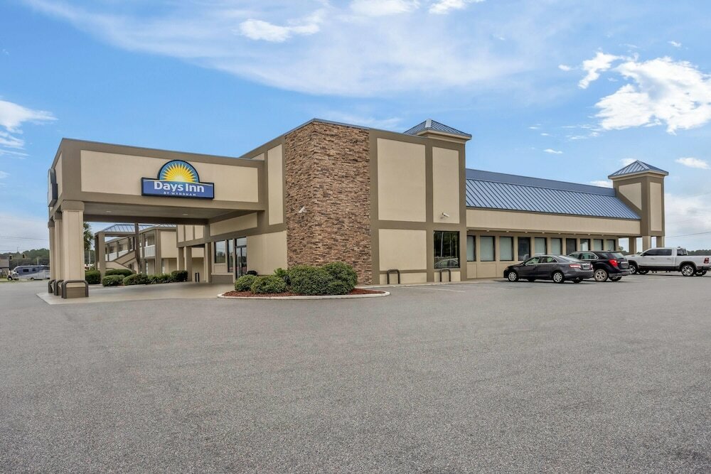 Фото Days Inn by Wyndham Adel I 75