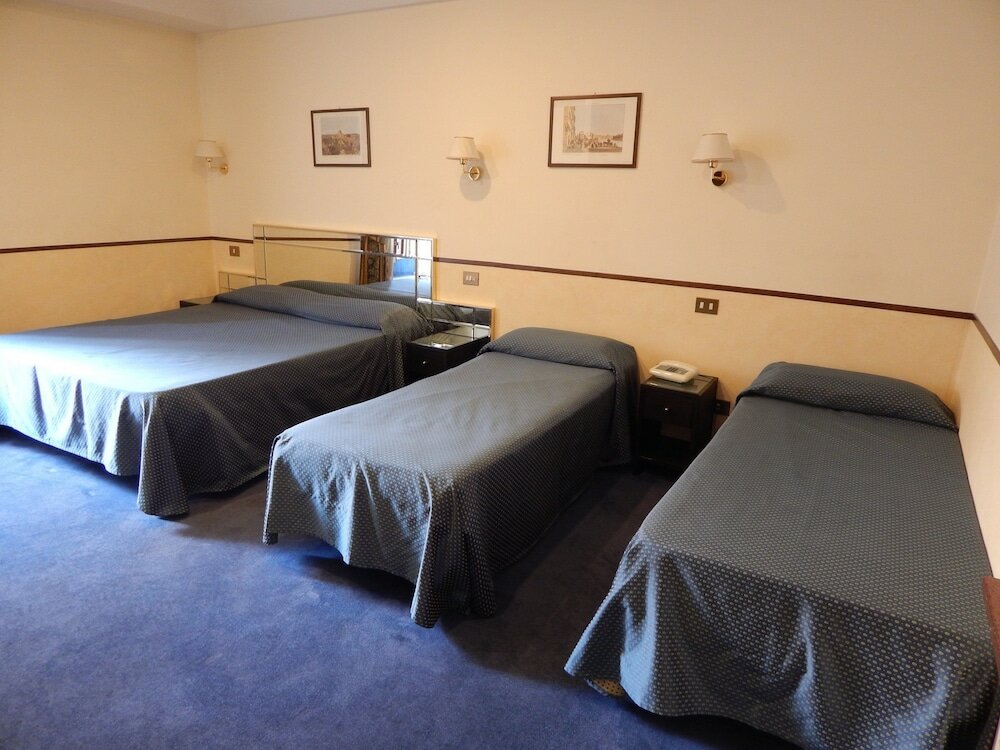 Фото Hotel Garda