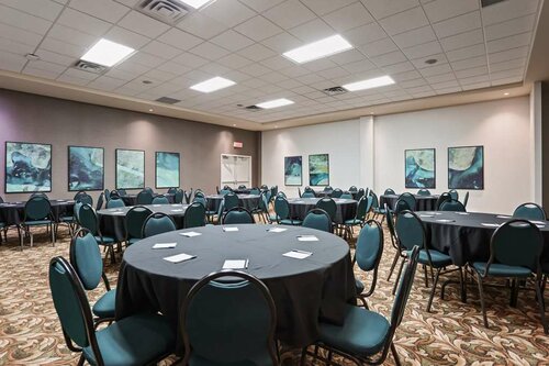 Гостиница Best Western Plus Gatineau-ottawa в Гатино