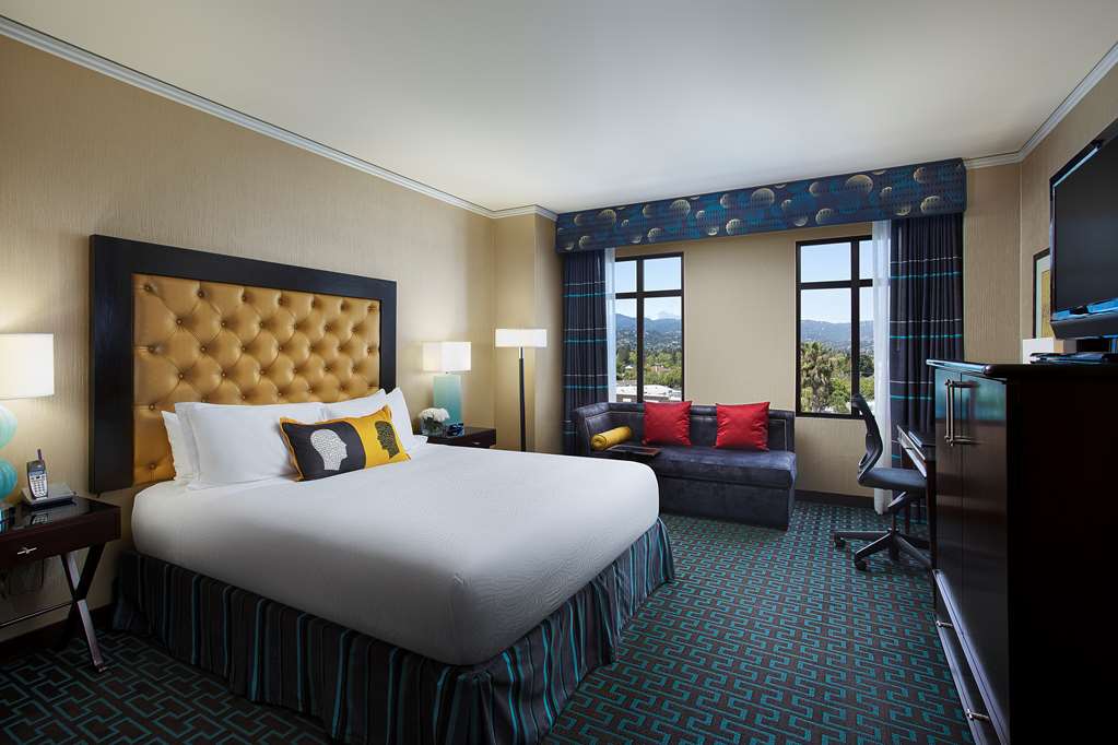 Фото Juniper Cupertino, Curio Collection by Hilton