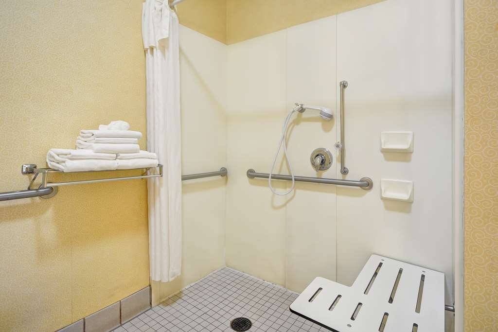 Фото Homewood Suites by Hilton Oakland Waterfront