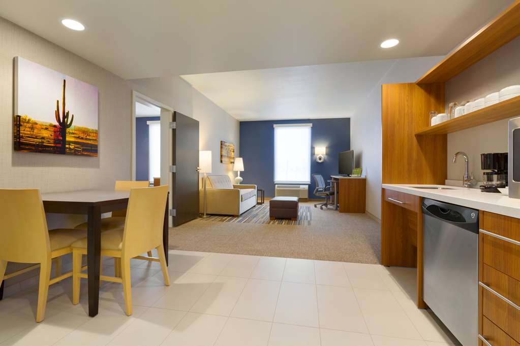 Фото Home2 Suites by Hilton Phoenix Chandler