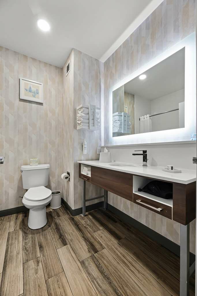 Фото Hampton Inn Seguin
