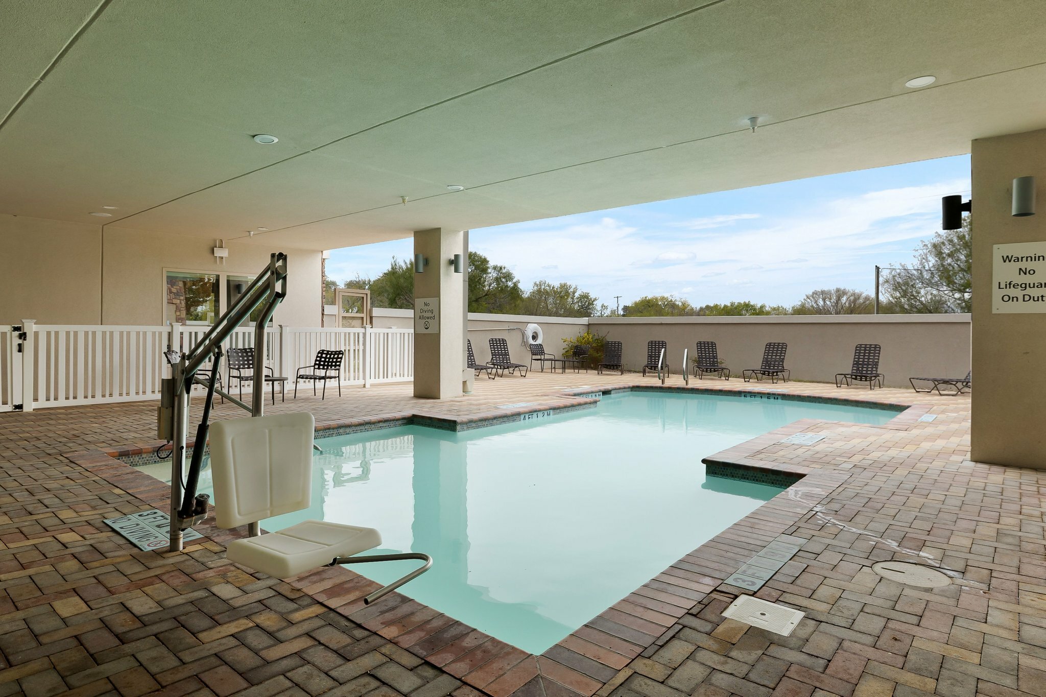 Фото Holiday Inn Express and Suites George West, an Ihg Hotel