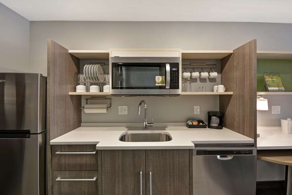 Фото Home2 Suites by Hilton Grand Rapids North