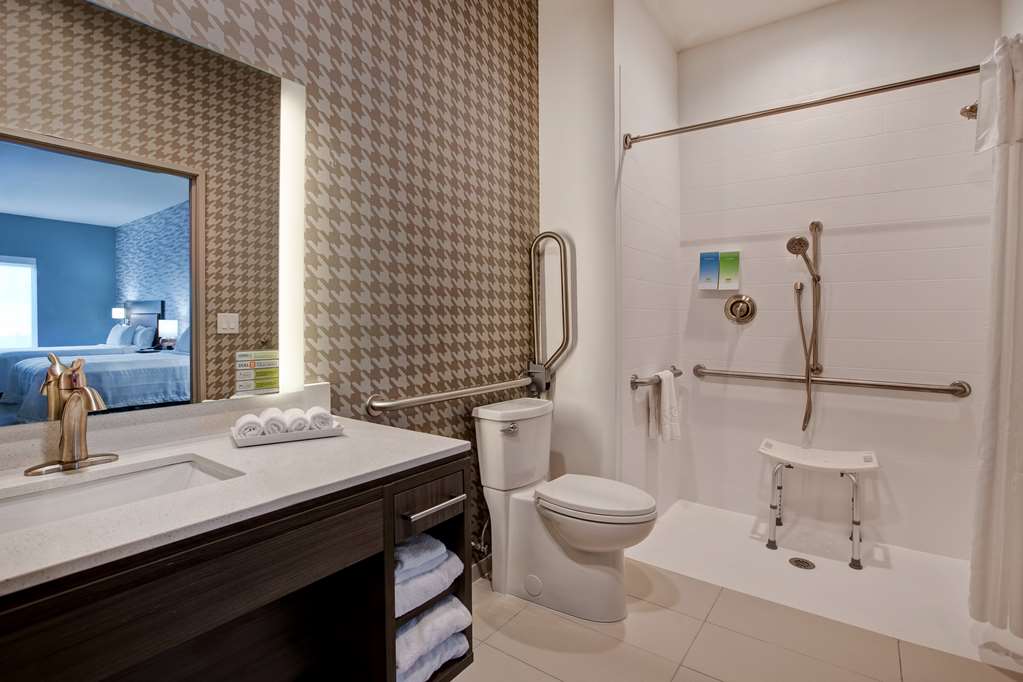Фото Home2 Suites by Hilton Charlotte Northlake
