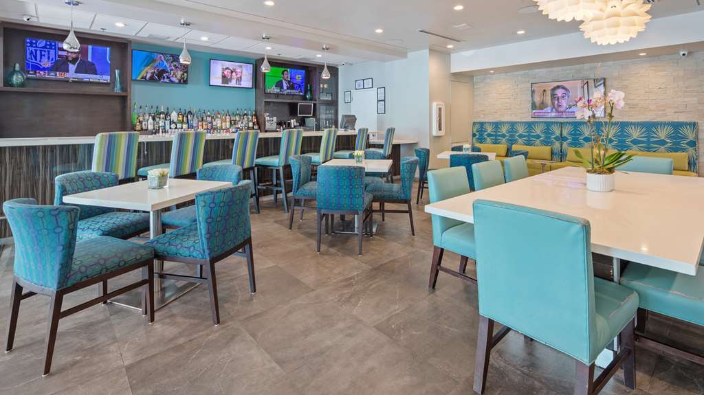 Фото Best Western Plus Oceanside Inn