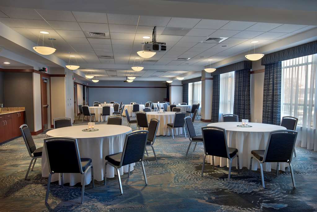 Фото Hilton Garden Inn Albany Medical Center