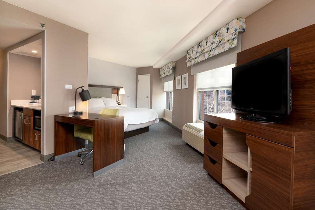 Фото Hampton Inn & Suites Arlington Crystal City Dca