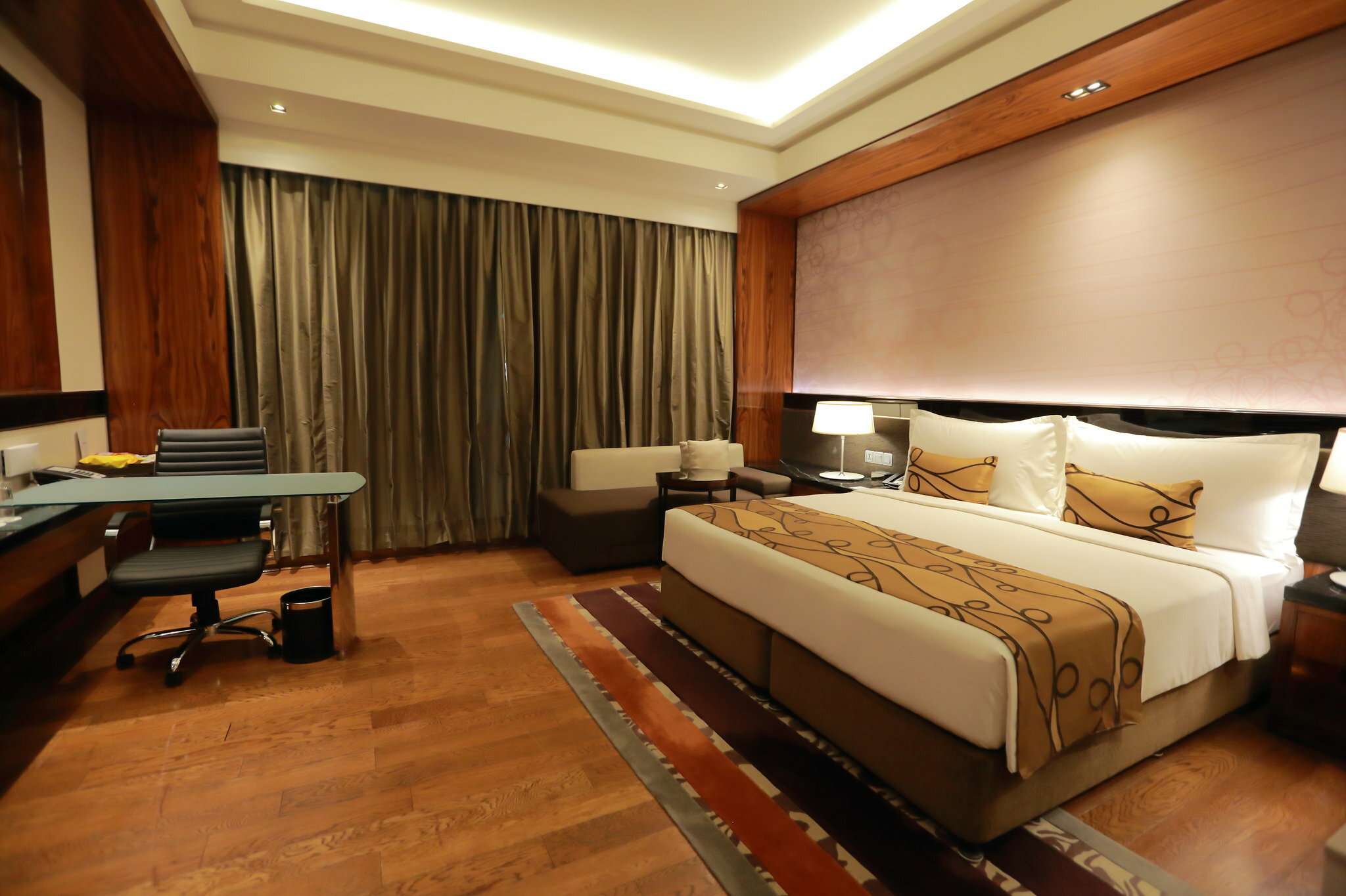 Фото Crowne Plaza New Delhi Rohini