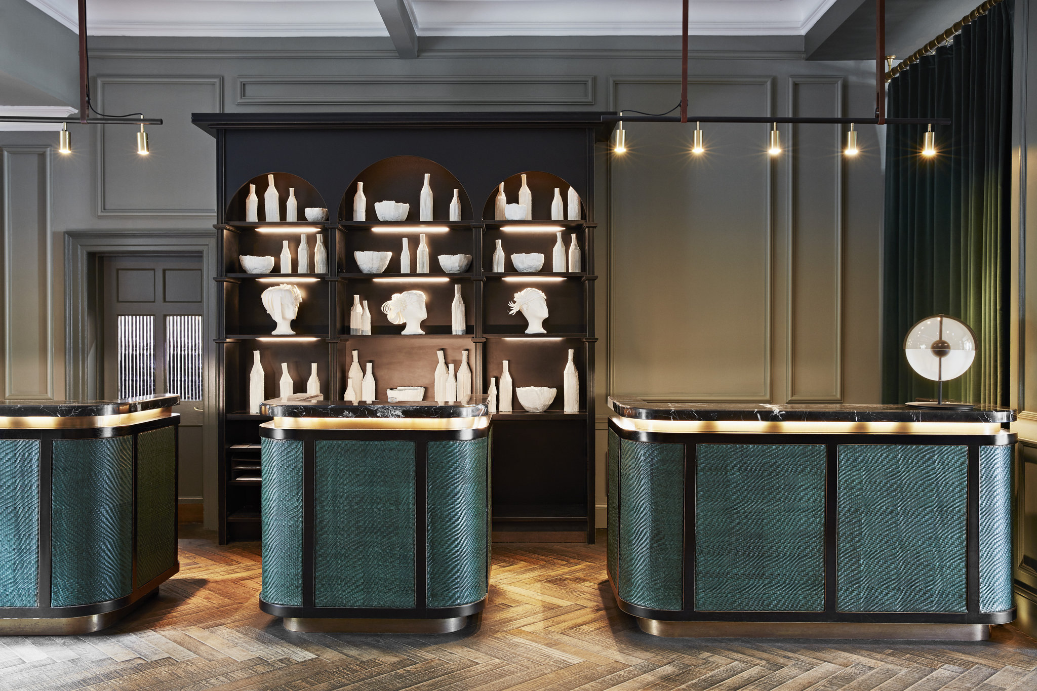 Фото Kimpton Charlotte Square Hotel