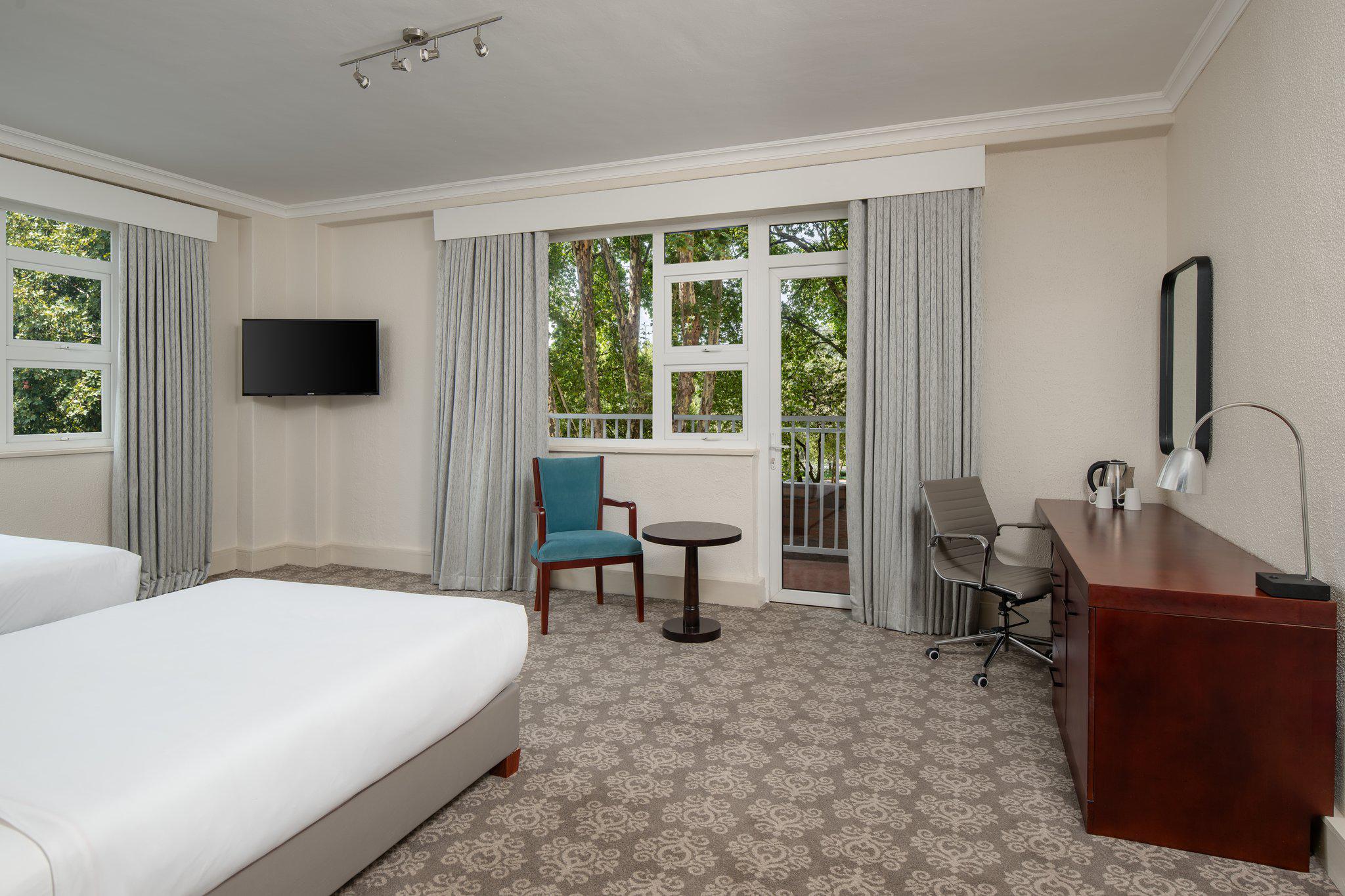 Фото Holiday Inn Johannesburg Sunnyside Park