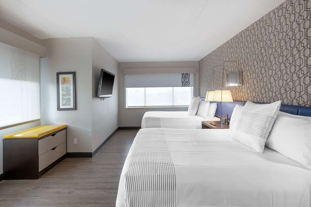 Фото GLō Best Western Mississauga Corporate Centre