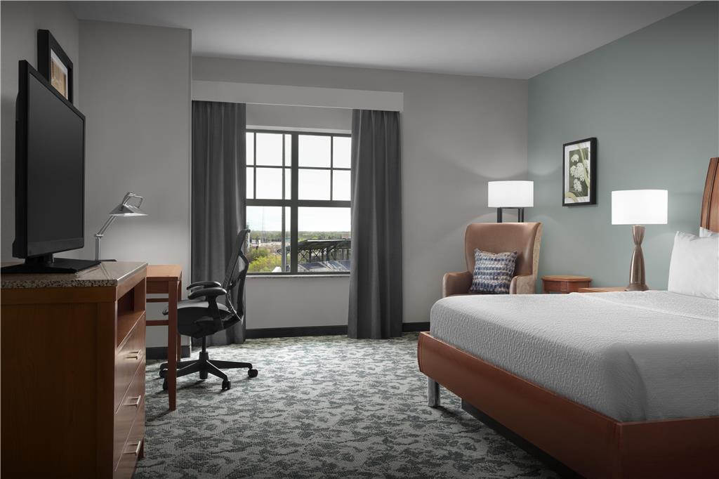 Фото Hilton Garden Inn Oklahoma City Bricktown