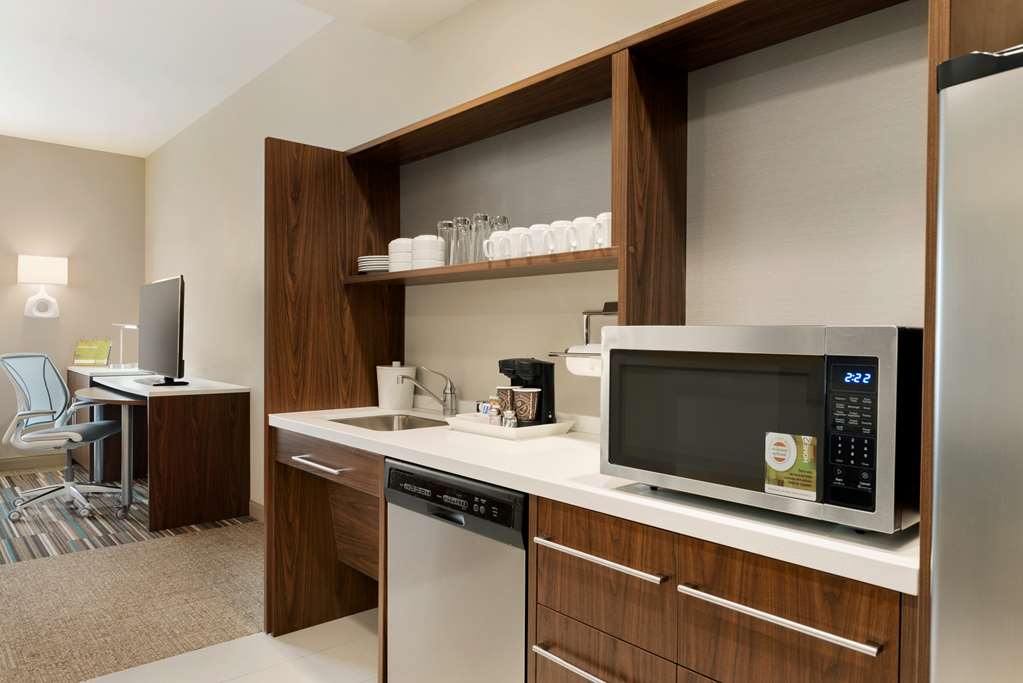 Фото Home2 Suites by Hilton Menomonee Falls Milwaukee