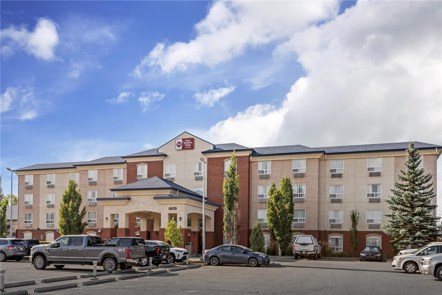 Фото Best Western Plus Red Deer Inn & Suites