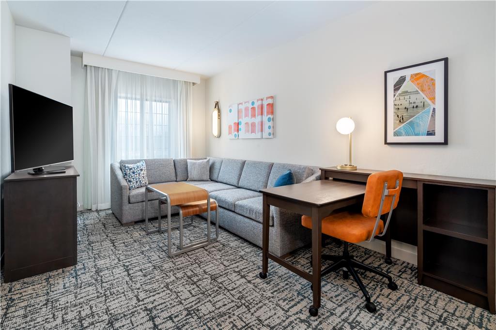 Фото Homewood Suites by Hilton Eatontown