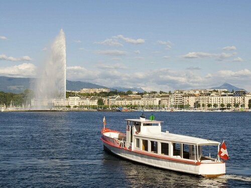 Гостиница HotelF1 Geneve Ferney Airport в Ферне-Вольтере