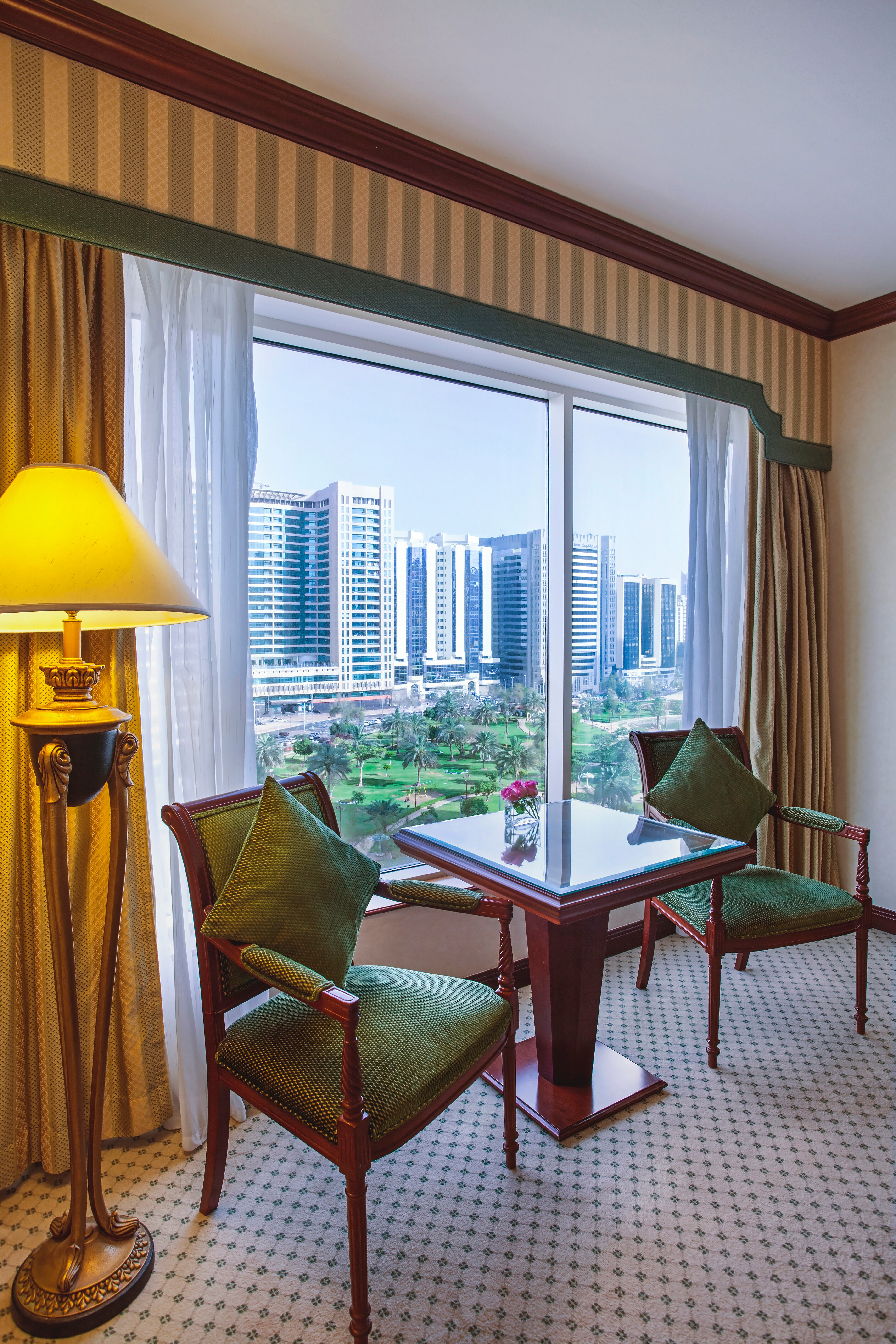 Фото Corniche Hotel Abu Dhabi