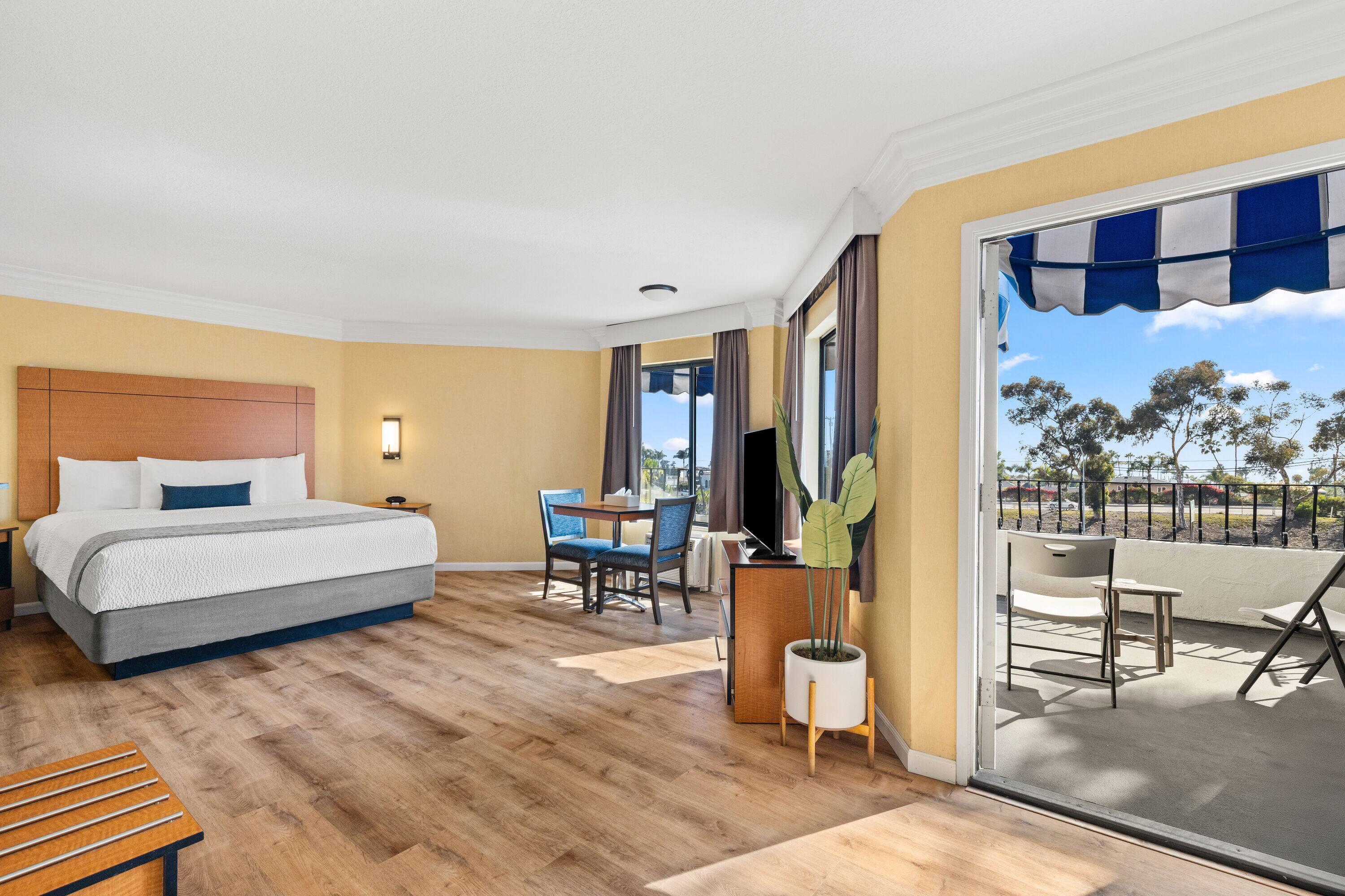 Фото Travelodge by Wyndham San Clemente Beach