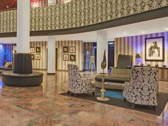 Фото Wyndham Garden Norfolk Downtown