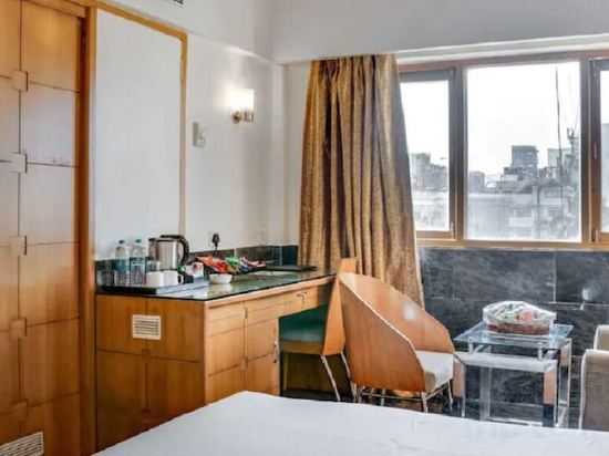 Фото Ramee Guestline Hotel Khar