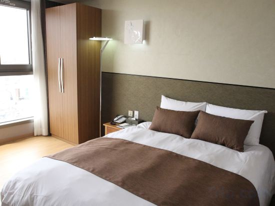 Фото Black Sands Hotel