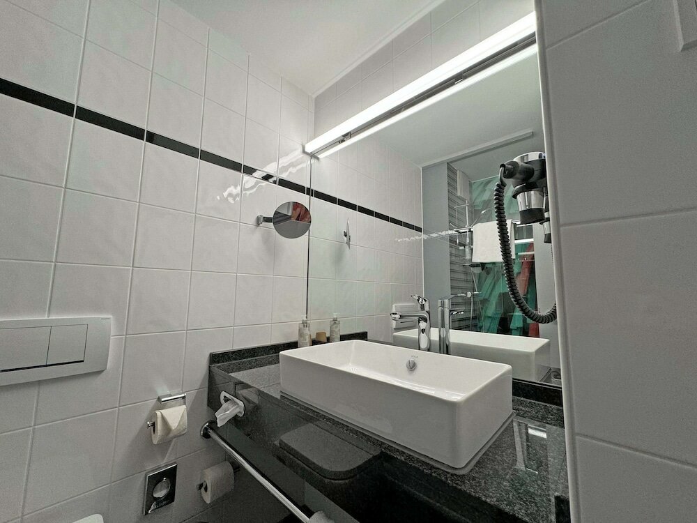 Фото Nestor Hotel Neckarsulm