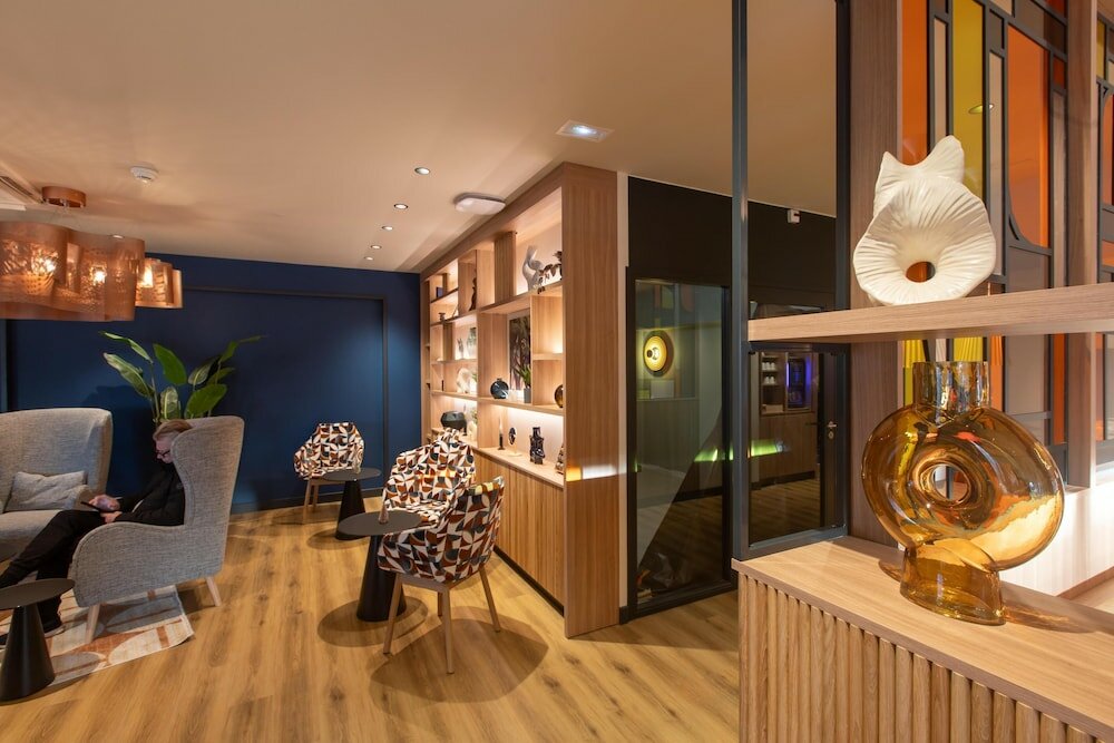 Фото Campanile Reims Centre Cathedrale