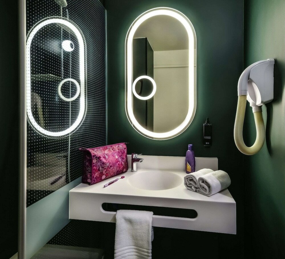 Фото ibis Lyon Sud Saint-Rambert-d'Albon