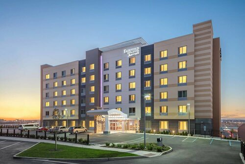 Гостиница Fairfield Inn & Suites by Marriott North Bergen в Нью-Йорке