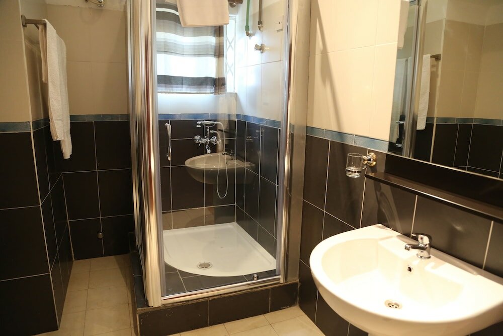 Фото Eden Vale Hotel