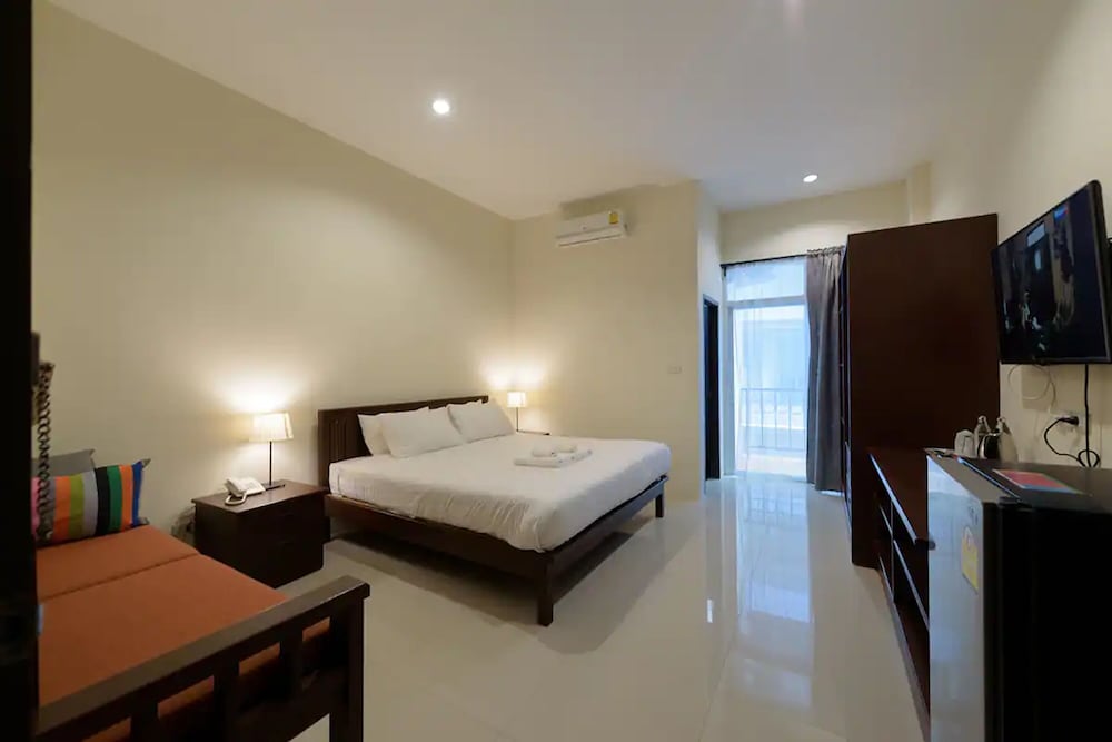 Фото Курортный отель The Hideaway Resort Pattaya Chonburi