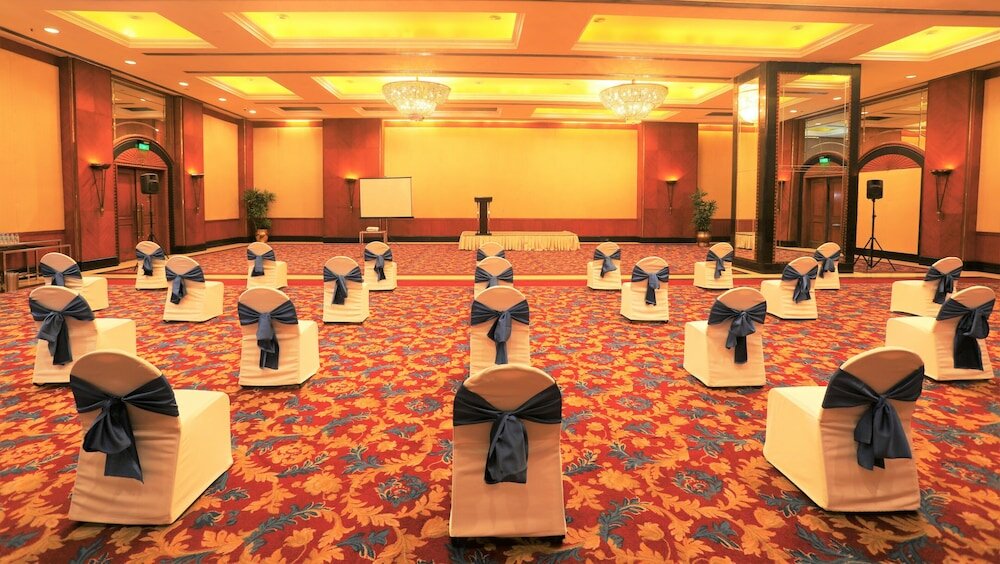 Фото Eros Hotel New Delhi, Nehru Place