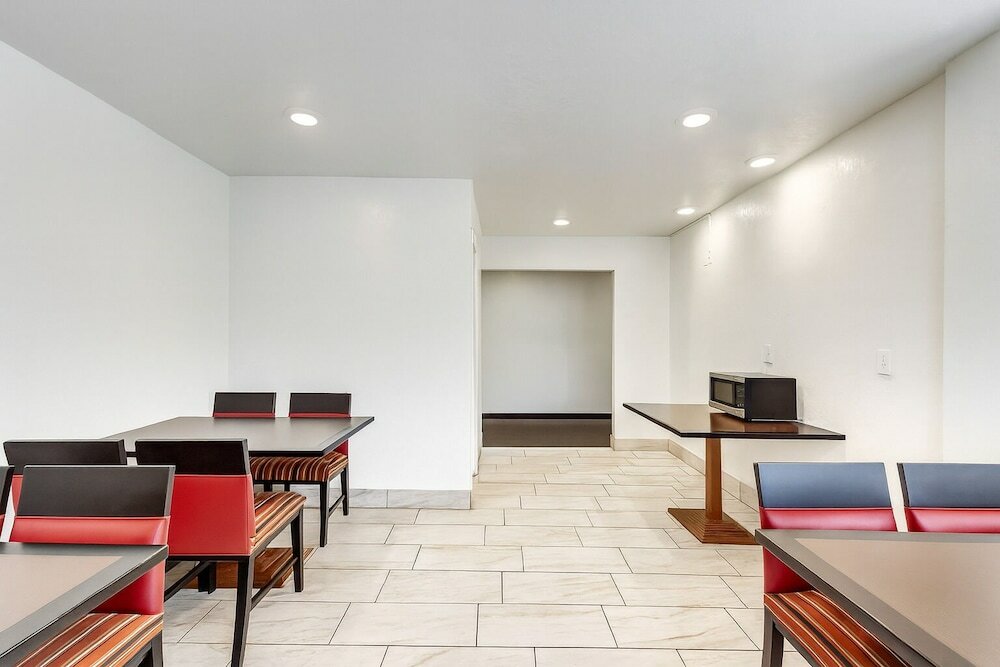 Фото Motel 6 Ogden, Ut- Downtown