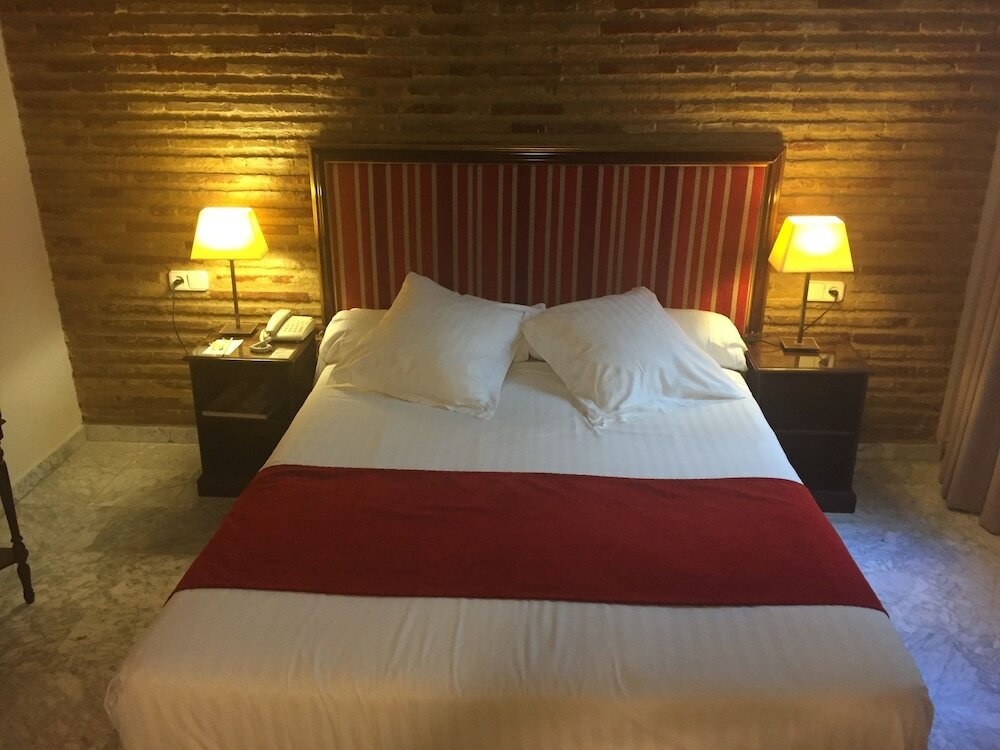 Фото Отель AD Hoc Monumental